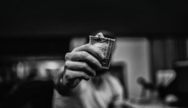 Wall Street Sees a 41% Upside to Select Medical Holdings (SEM)