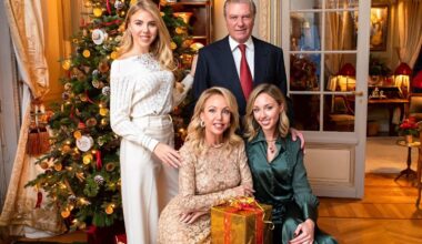 Prince Carlo of Bourbon-Two Sicilies, Duke of Castro and Princess Camilla, Duchess of Castro took a holiday photo with their daughters, Princesses Maria Carolina and Maria Chiara