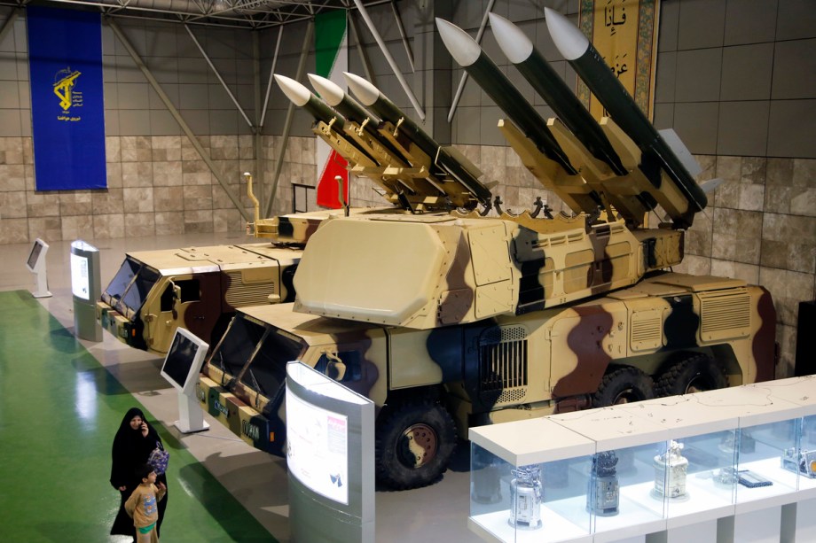 Iran says missile production continued and strikes penetrated Israeli defences; says top general – Middle East Monitor