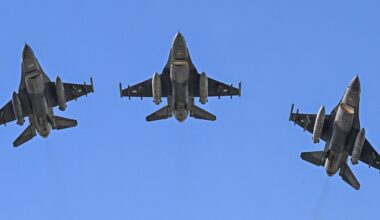 Is Trump’s $686m F-16 upgrade for Pakistan a message to India? | Military News