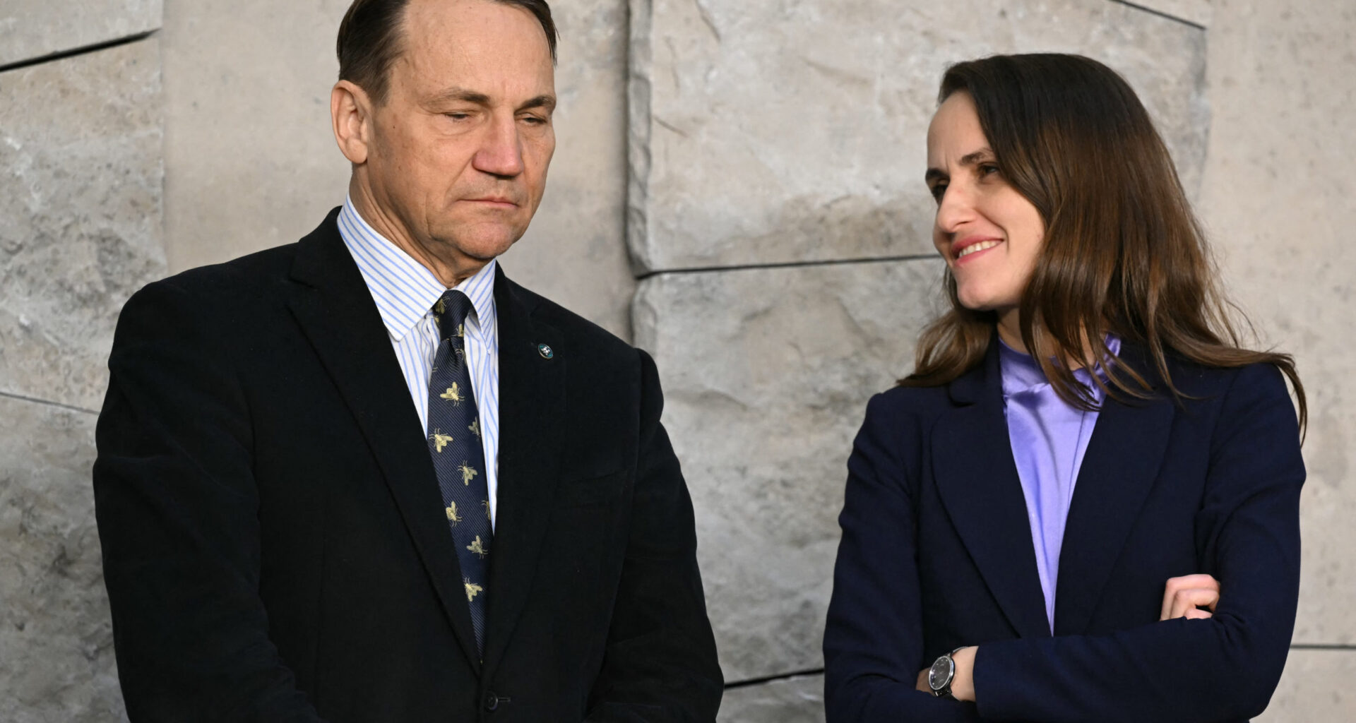 INSIDER.GR: Marea Neagră – Miniștrii de externe din Turcia, România și Bulgaria cer ”să se respecte dreptul internațional”