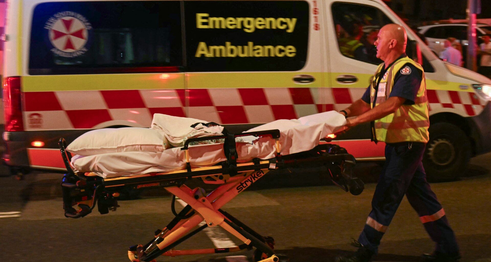 Deadly mass shooting at Sydney’s Bondi Beach stuns Australia | In Pictures News