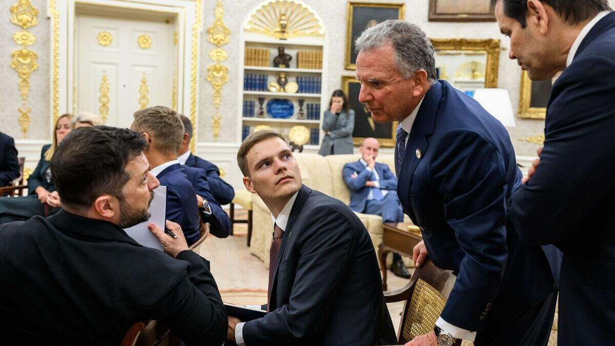 Zelenski en Witkoff tijdens een eerdere onderhandeling op het Witte huis.