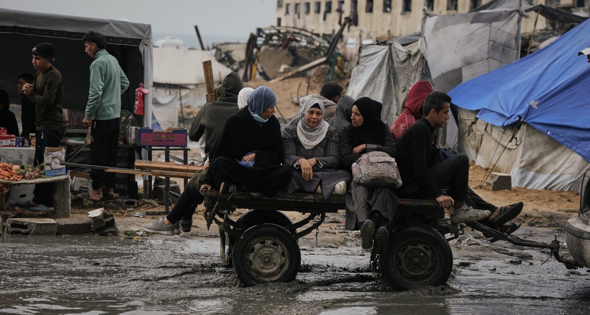 Why are Gaza’s war-damaged homes collapsing in winter? | Israel-Palestine conflict News