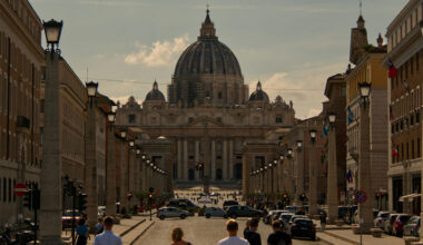 Synodal commission punts female diaconate issue to Pope Leo