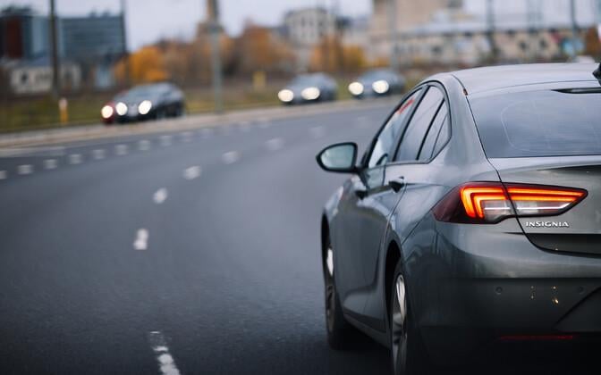 Carri Ginter, Kaur Ilves ja Ain Kendra: loobu möödasõidust või riku seadust