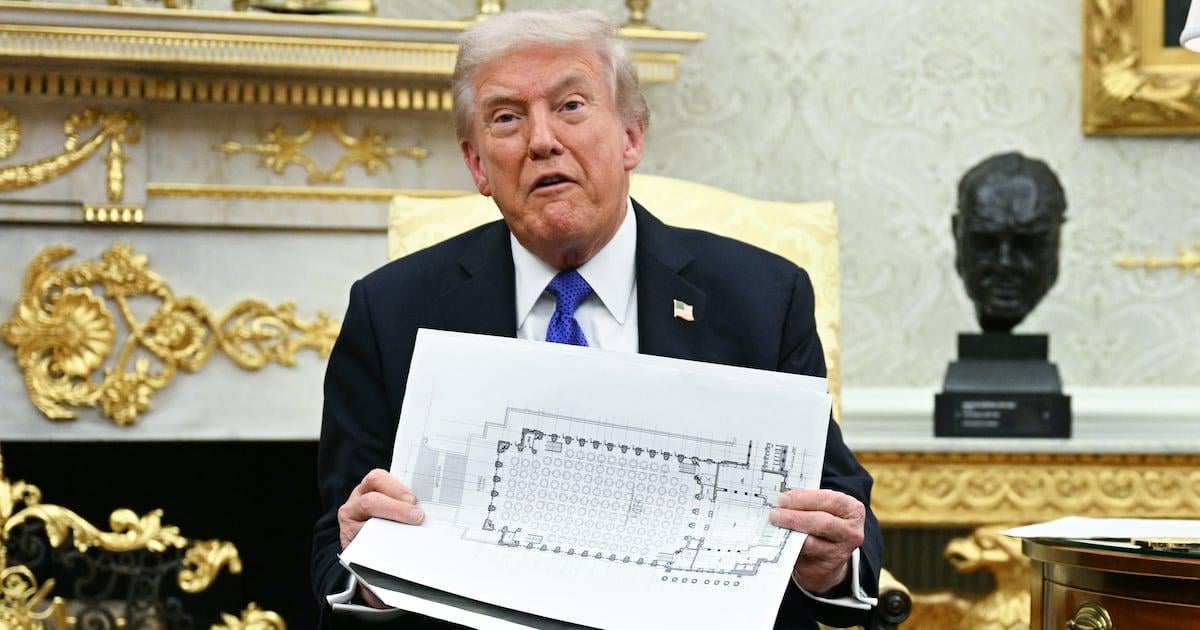 Trump Melts Down at Kaitlin Collins Over Rising Ballroom Cost - Donald Trump raged at the CNN host for questioning a $100 million addition to the ballroom invoice.