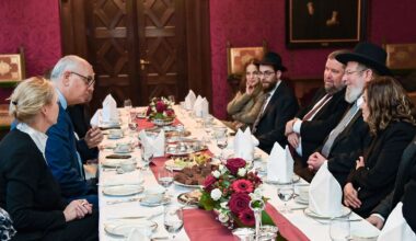 Niedersachsen & Bremen: Bremens Bürgermeister empfängt Israels Oberrabbiner Ber