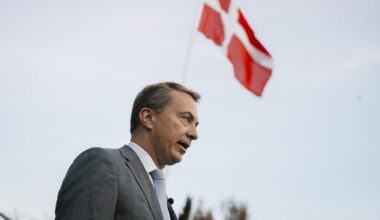 Danskerne vil gå meget længere end regeringen for at udvise udlændinge. En stor del af danskerne er enige i, at udlændinge skal udvises ved første dom, viser ny meningsmåling.