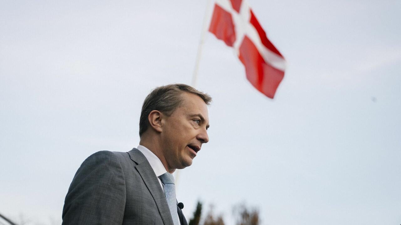 Danskerne vil gå meget længere end regeringen for at udvise udlændinge. En stor del af danskerne er enige i, at udlændinge skal udvises ved første dom, viser ny meningsmåling.