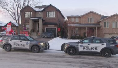 Male stabbed in Toronto’s west end, 1 arrested
