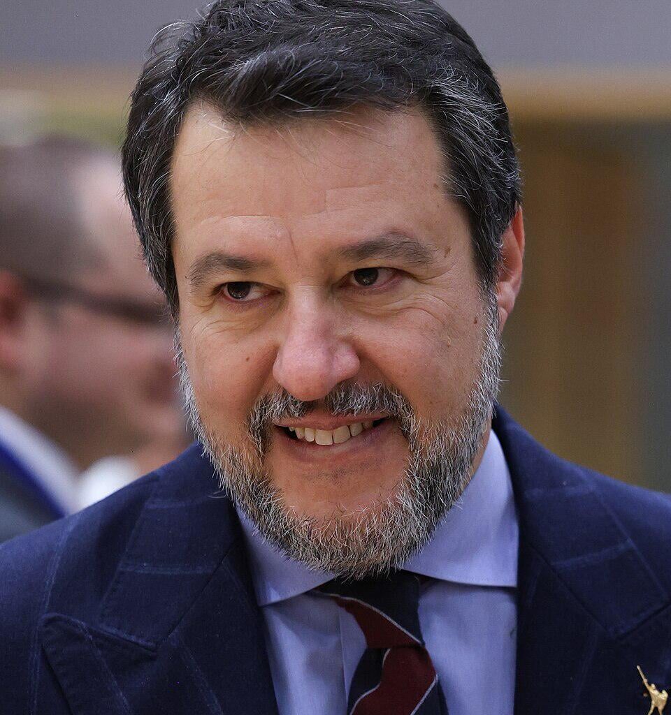 Matteo Salvini -  riassunto di mille contraddizioni