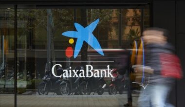 CaixaBank and nine other banks present Qivalis, company that will launch first euro-pegged stablecoin