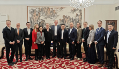 Chinese Embassy in Sweden meets with Sweden-China Trade Council