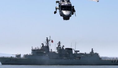 Escola Naval: 41 cadetes detidos, nove obrigados a repetir o ano e sete expulsos por denunciarem "comportamentos inadequados" de professor