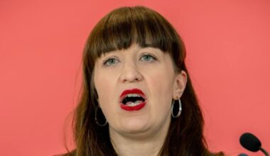 Weg für umstrittenes Rentenpaket frei: Linke will sich bei Abstimmung enthalten