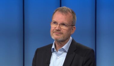 Chef der Techniker Krankenkasse: Krankenkassenbeiträge werden 2026 wohl steigen | tagesschau.de