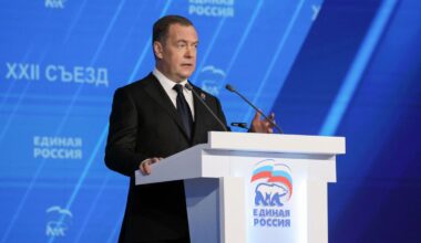 Der stellvertretende Vorsitzende des russischen Sicherheitsrates, Dmitri Medwedew, am 14. Dezember 2024 in Moskau.