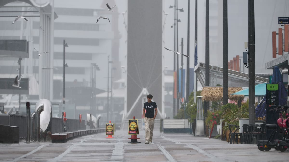 New Year’s Eve weather: Auckland placed under severe thunderstorm watch