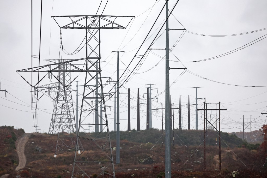 As energy bills spike, Massachusetts DPU launches review of delivery charges