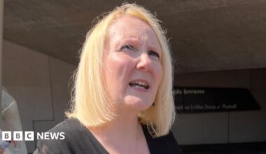 Disabled charity chief condemns UK government as she rejects MBE