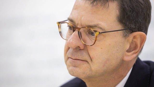 Number of Ukrainian refugees in Switzerland after allowing men aged 18-22 to travel rises insignificantly – Ambassador