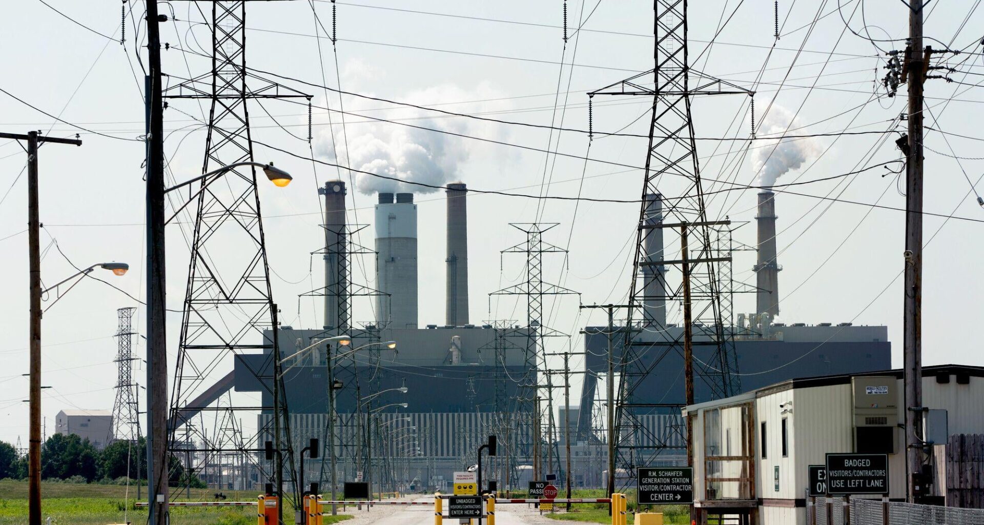 Trump’s DOE Issues Additional Orders to Illegally Force Indiana Coal Plants to Keep Burning Coal | The Trump Administration delivers coal for the holidays and higher electricity bills