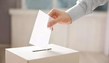 Exércitos de bots a cêntimos estão a distorcer eleições em Portugal e no mundo