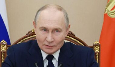 Russia claims Ukraine tried to kill Vladimir Putin as Zelensky held peace talks with Trump