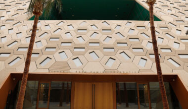 LA synagogue protest arrests follow NYC synagogue uproar – The Forward