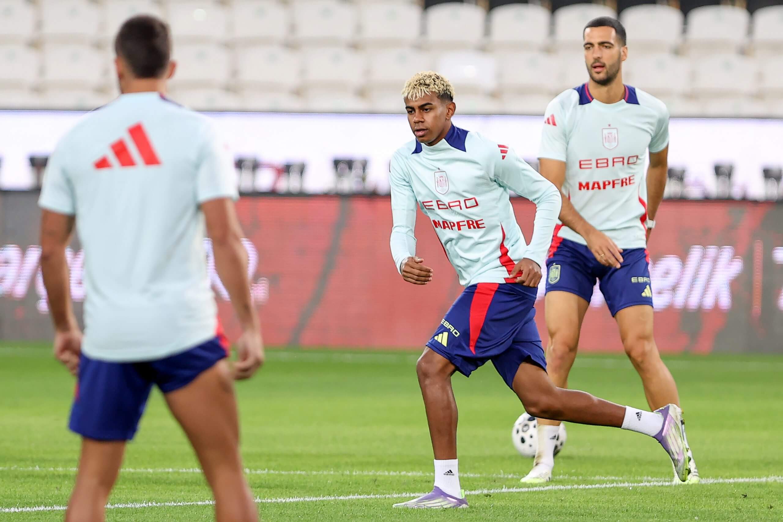 Lamine Yamal in Spain training in September