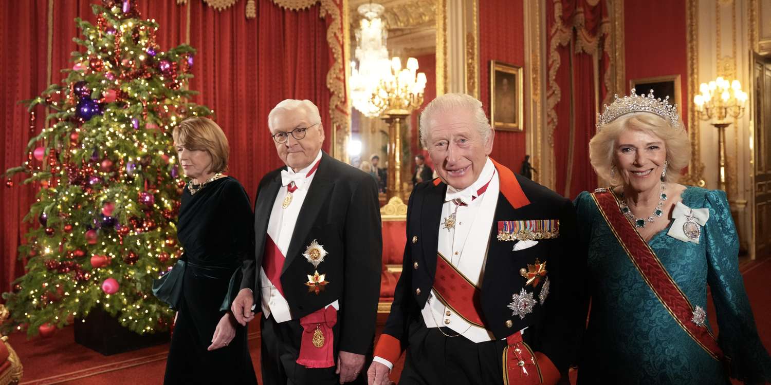 5 Unspoken Rules for Guests Spending Christmas with the Royal Family