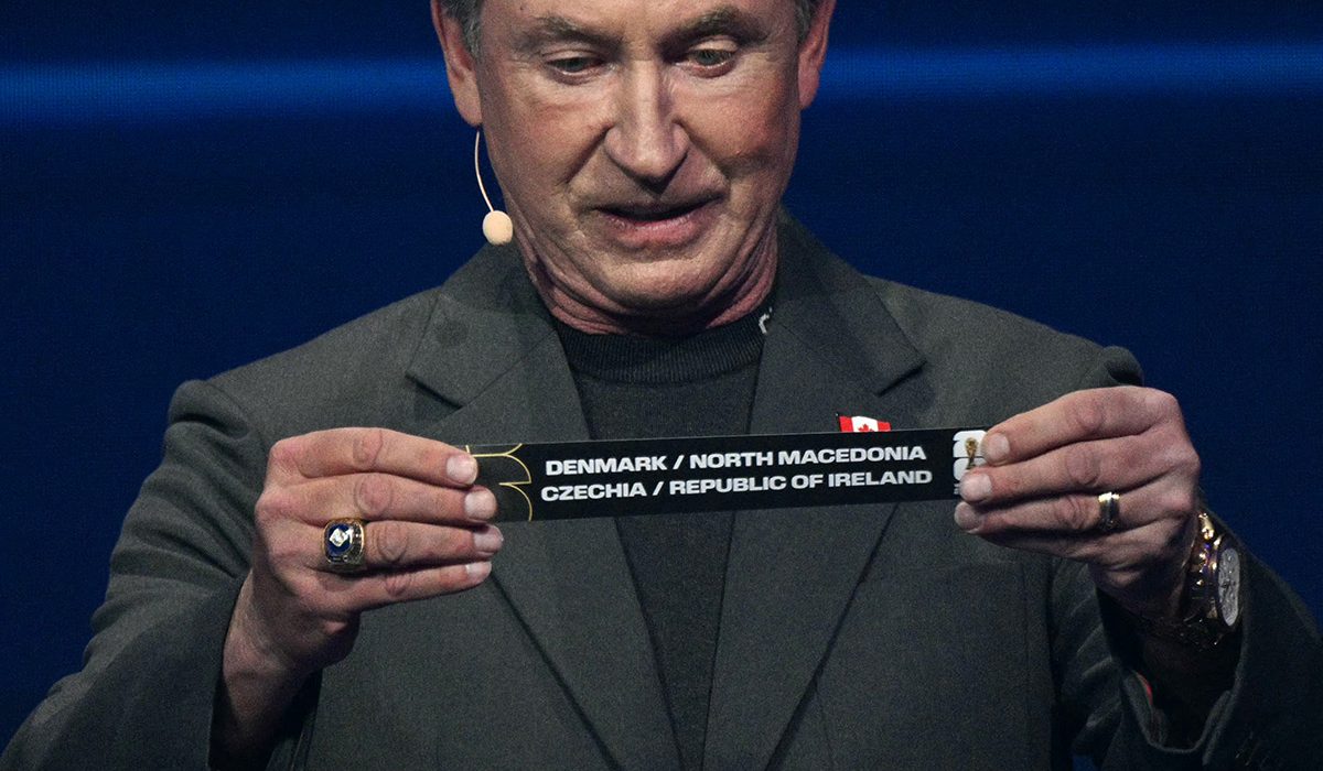 Czechia aim to bring in ex-Prem boss for Ireland play-off