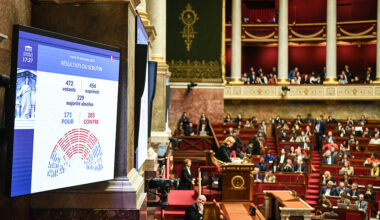 French lawmakers adopt social security budget, suspend pension reform