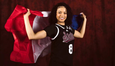 Bulldogs add in-season enrollee from France