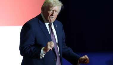 Trump Brags About Demanding His Own Government Giving Him Taxpayer Money Over Mar-a-Lago Search: ‘I hereby give myself $1B’