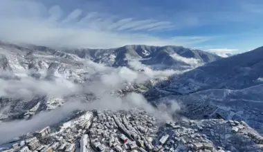 Severe Winter Paralyzes Daily Life in Eastern Türkiye