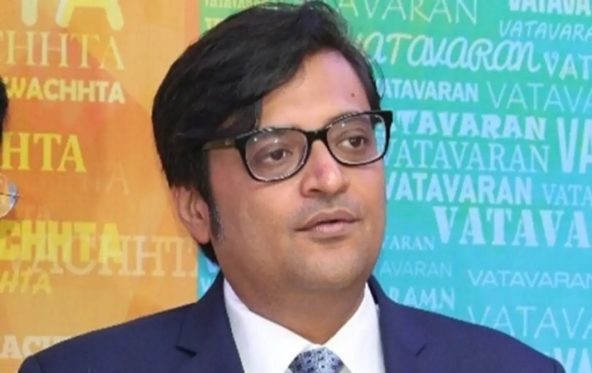 India’s TV Anchors Lead Charge Against Govt. As Environmental Anger Grows