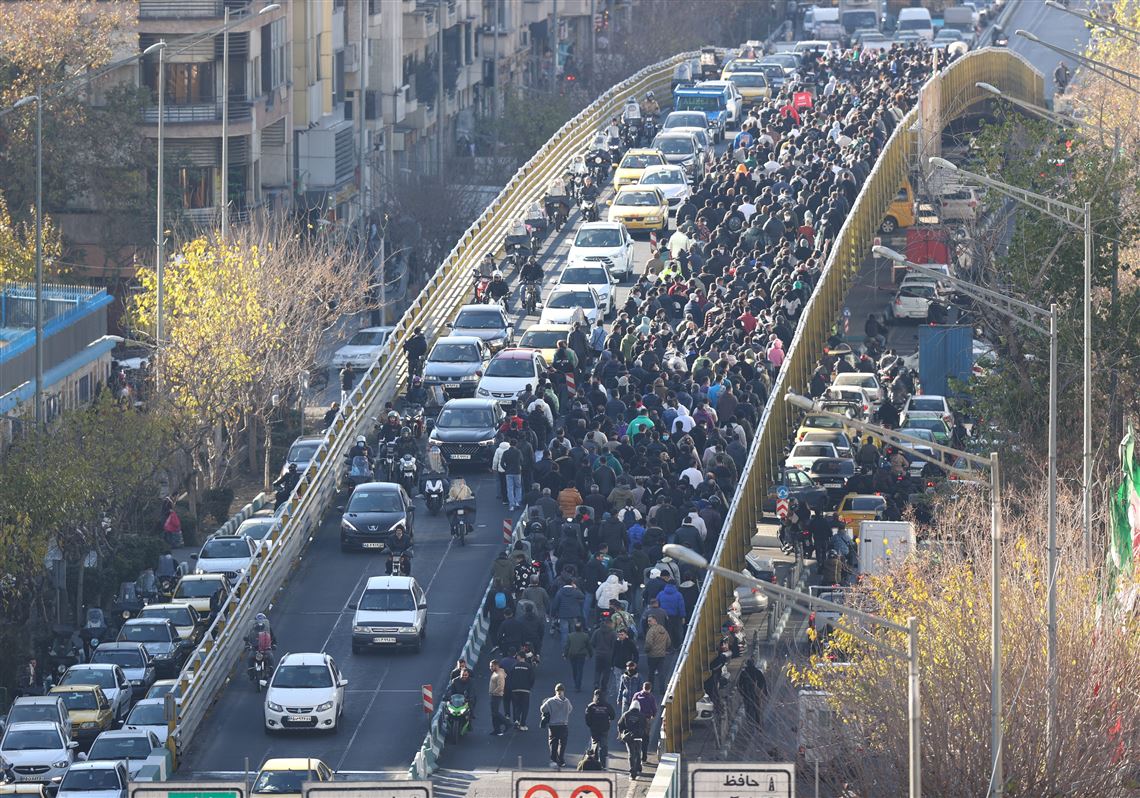 Iran Central Bank governor resigns as protests erupt over currency drop