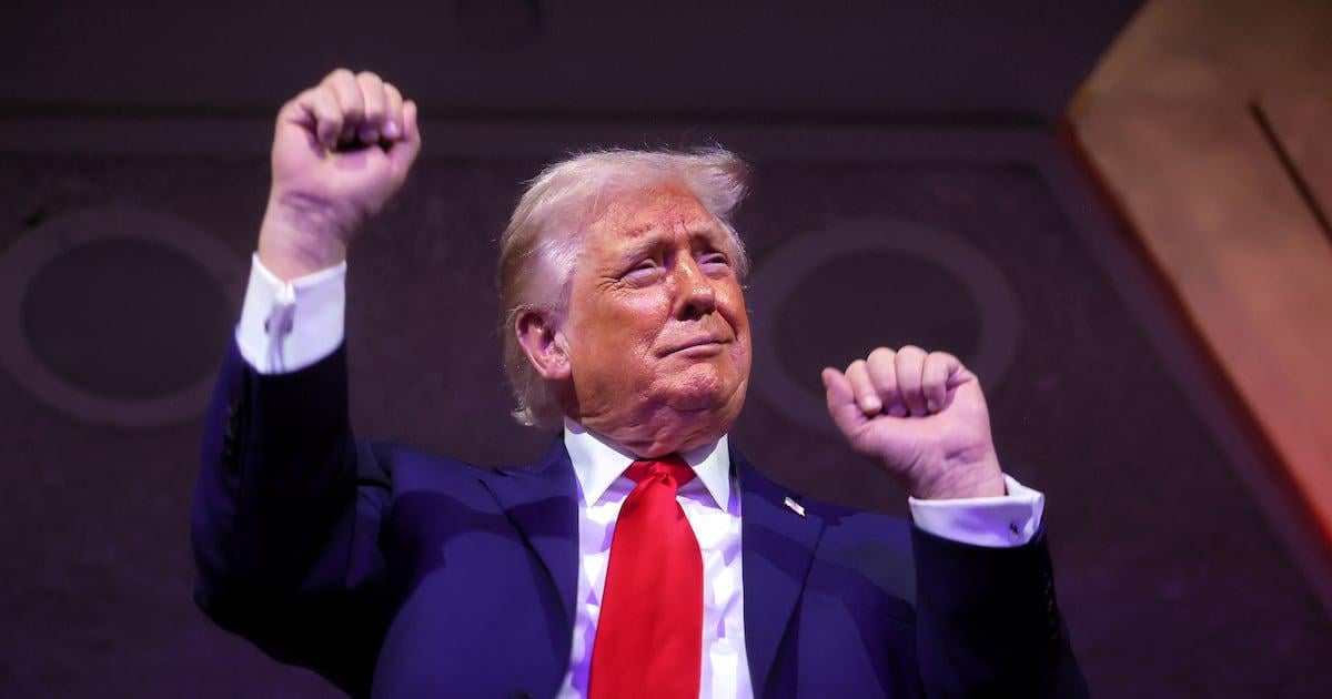 ‘60 Minutes’ Staff Threaten to Quit Over Pro-Trump Censorship