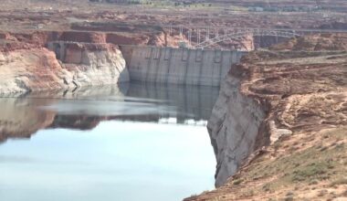 Lake Powell drops 36 feet in one year as water crisis deepens