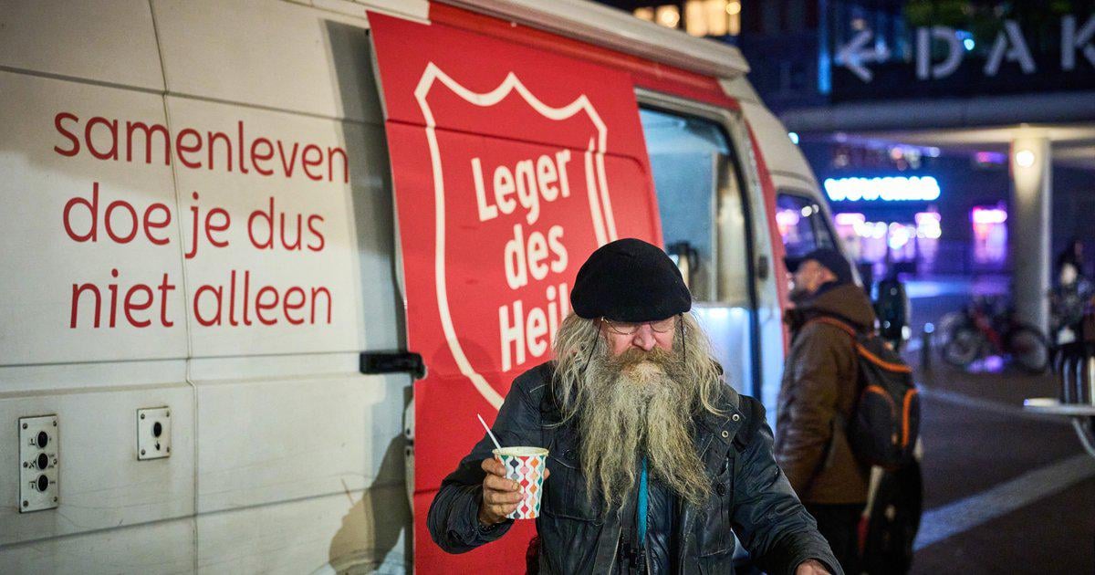 Daklozen zijn een van 'duurste' bevolkingsgroepen voor overheid, maar dat hoeft niet: 'Zorg wordt pas ingezet als het misgaat'