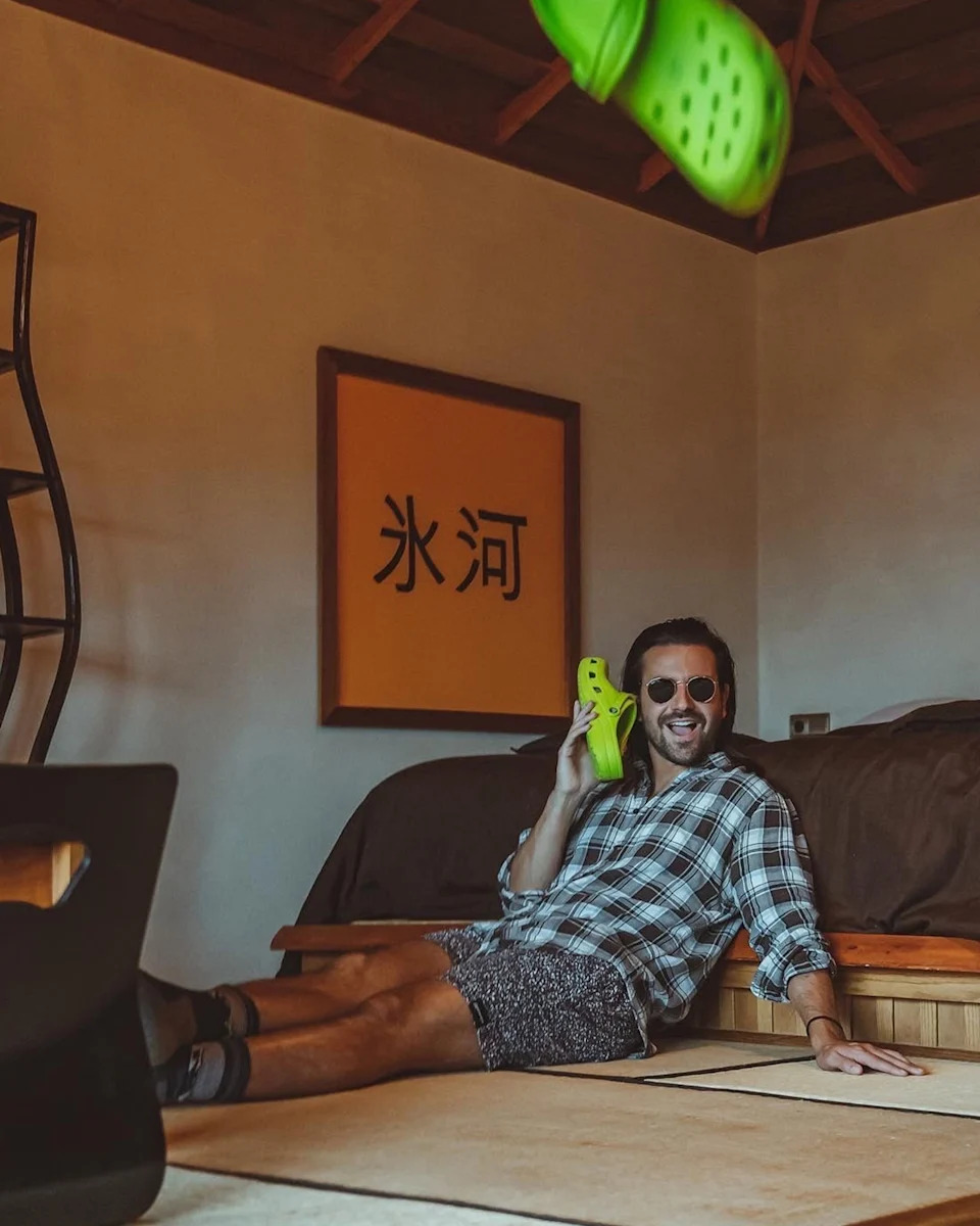 I stayed in Kourtney Kardashian's suite in Iceland–here’s what it was actually like