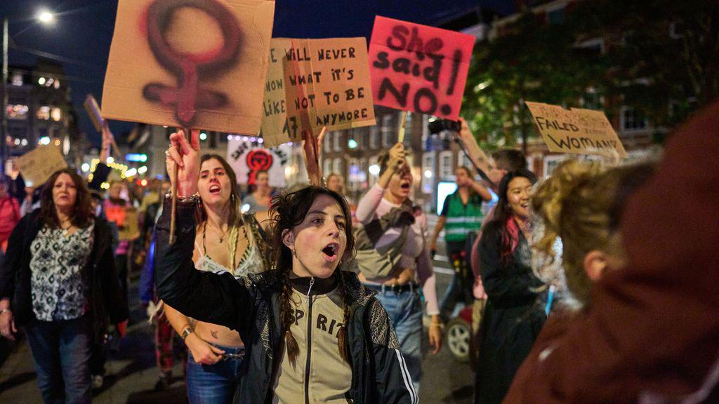 Amsterdam pakt geweld tegen vrouwen aan met vechtsporttraining en bike-buddy's
