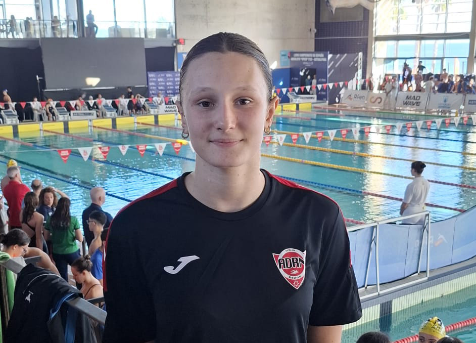 Larisa Utiu, del Rivas Natación, séptima de España en 50 braza
