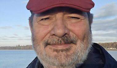 [borgerforslag det skal være muligt at kunne betale med kreditkort udenom apps på ladestanderne] Erik er træt af ladebøvl, så han har stillet et lovforslag