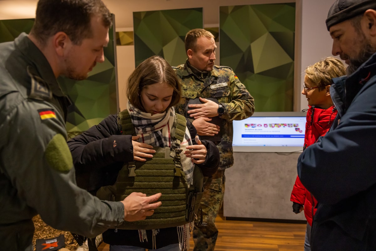 As Germany considers conscription, its young stand divided