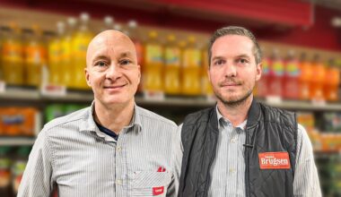 Mand åbner colaer på stribe og går uden at betale - nu har butikker fået nok