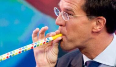 NATO boss Mark Rutte is horny for a massive nuclear war