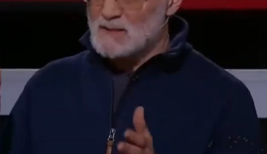 Russians openly talk on state TV about dismantling the EU and spreading chaos in Europe. 
Their imperialistic ambition they are ready to do catastrophic harm to all of EU countries, not only Ukraine